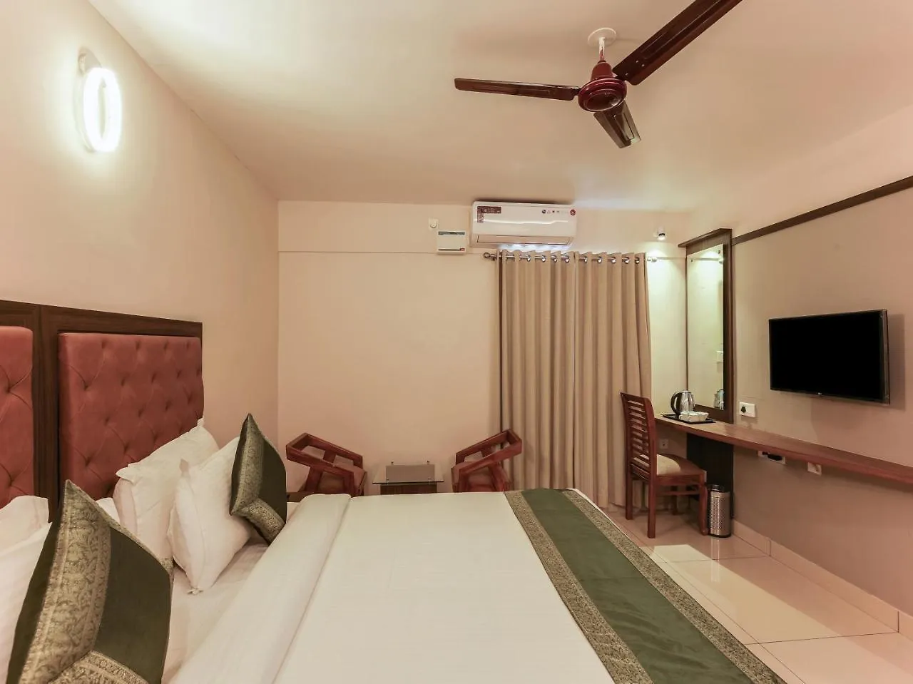 ***  Hotel Treebo Goodland Residency Thiruvananthapuram Indien