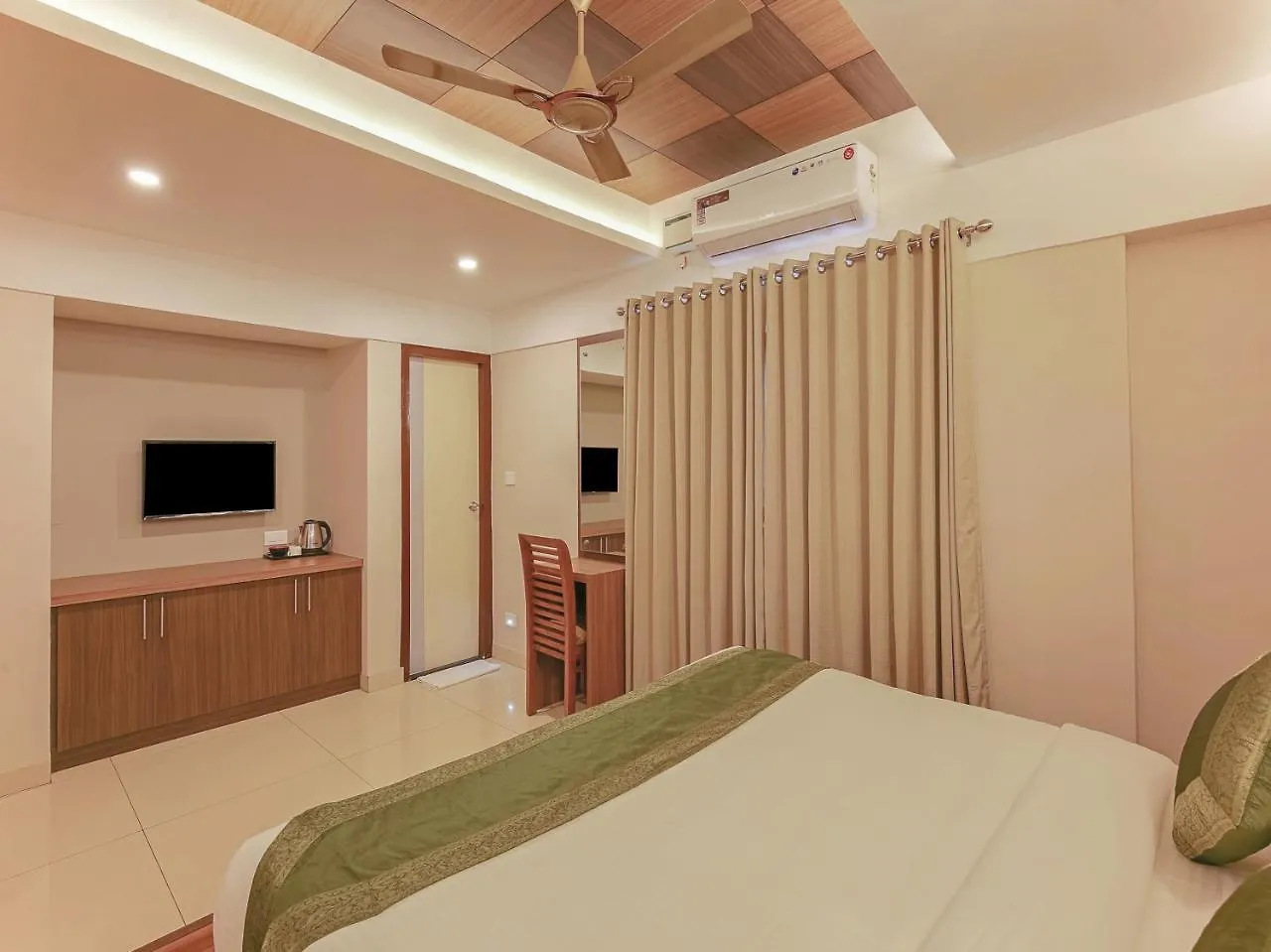 Hotel Treebo Goodland Residency Thiruvananthapuram Indien